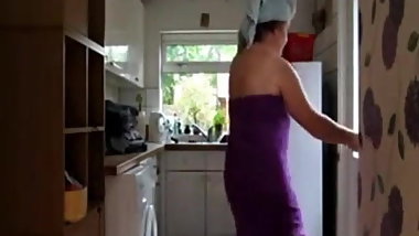 UK MATURE SLUT EXHIBE FOR DELEVERY