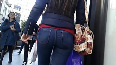 SEXY BUTTTT